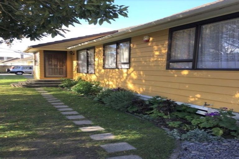 Photo of property in 334 Oxford Terrace, Avalon, Lower Hutt, 5011