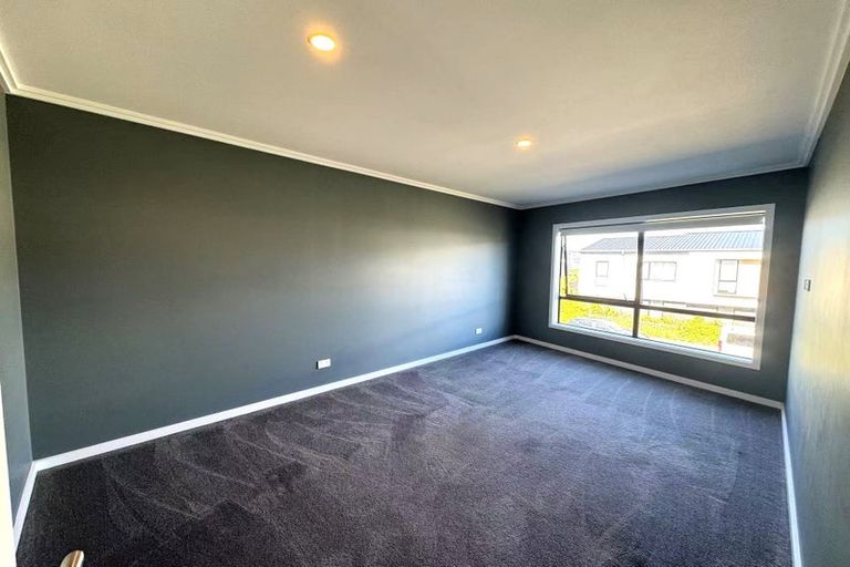Photo of property in 38 Mapou Road, Hobsonville, Auckland, 0616