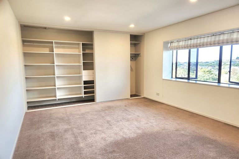 Photo of property in 43 Bleakhouse Road, Howick, Auckland, 2014