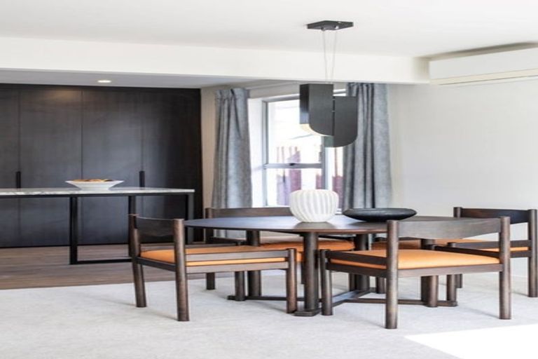 Photo of property in 1/15 Edgeware Road, St Albans, Christchurch, 8014