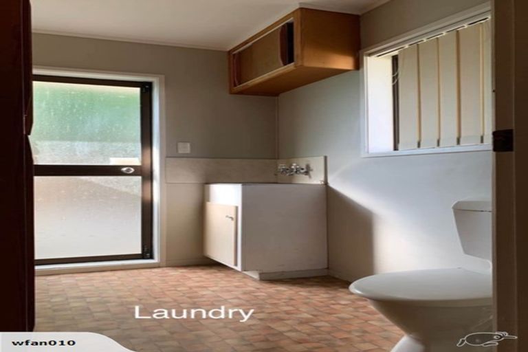 Photo of property in 383 Hobsonville Road, Hobsonville, Auckland, 0618