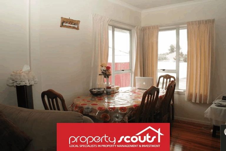 Photo of property in 53 Rathgar Road, Henderson, Auckland, 0610