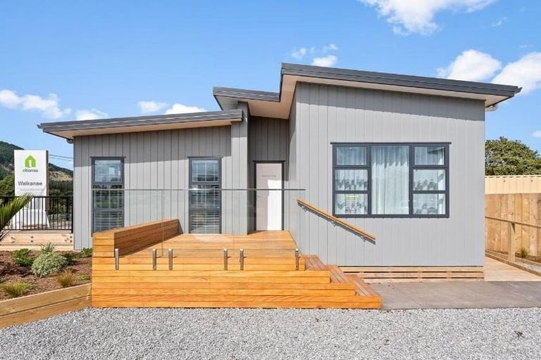 Photo of property in 12 Millhaven Place, Otaki, 5512