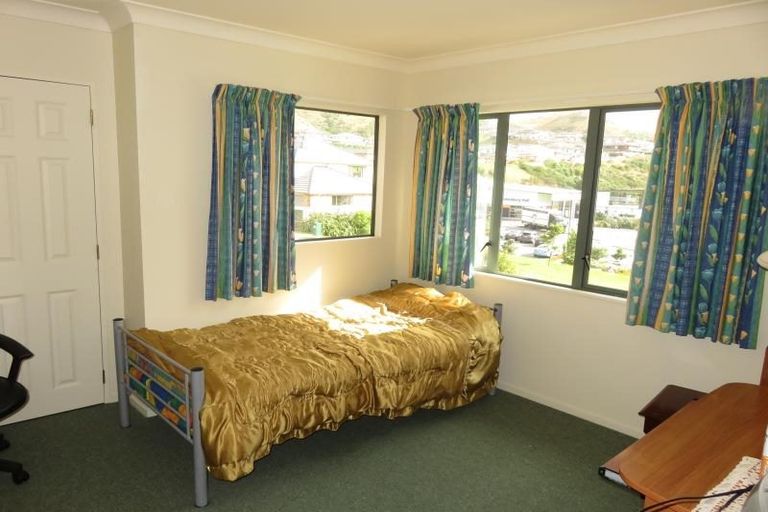 Photo of property in 43 Amesbury Drive, Churton Park, Wellington, 6037