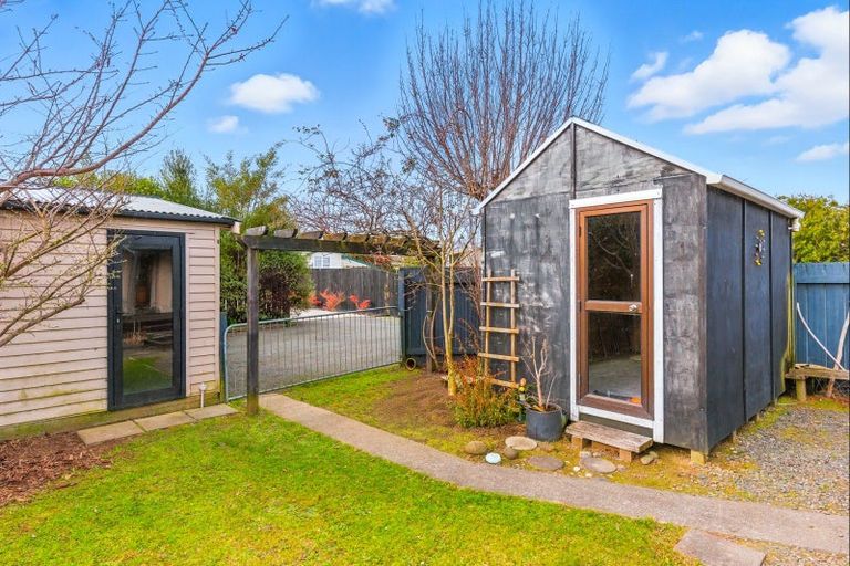 Photo of property in 22 York Street, Levin, 5510