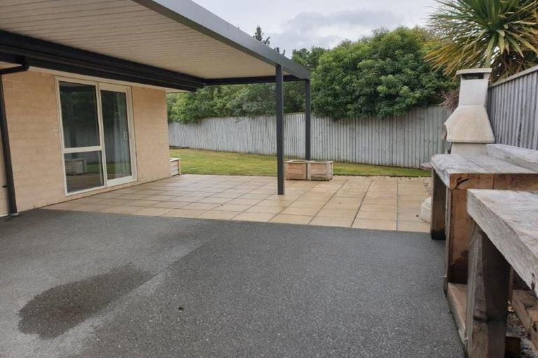 Photo of property in 25 Franklin Drive, Rangiora, 7400