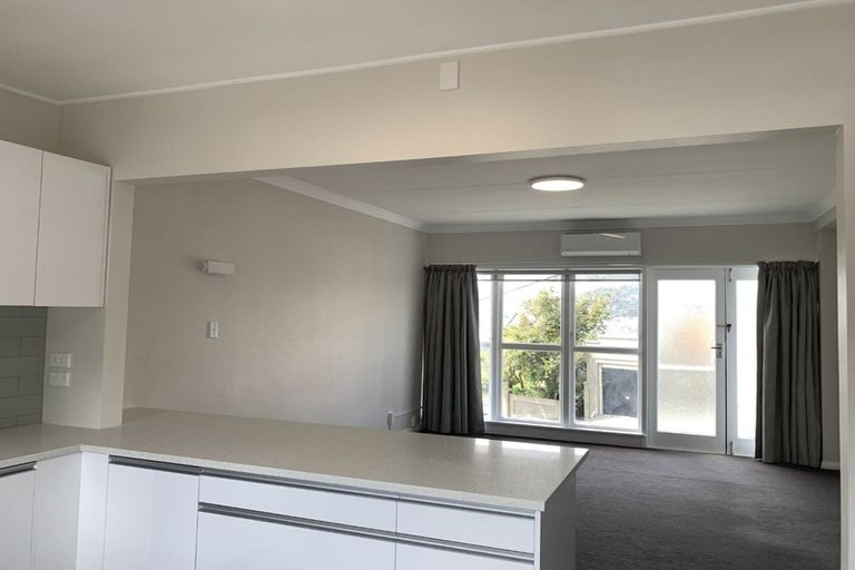Photo of property in 76a Thompson Street, Mount Cook, Wellington, 6011