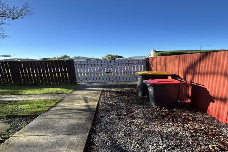 Photo of property in 1/3 Cavendish Road, Casebrook, Christchurch, 8051