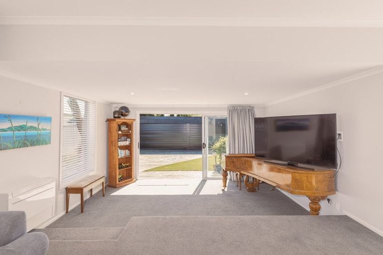 Photo of property in 20 Roberta Drive, Somerfield, Christchurch, 8024