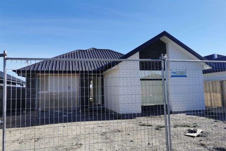 Photo of property in 18 Gammack Drive, Halswell, Christchurch, 8025