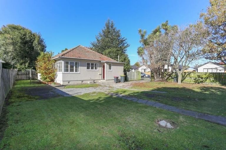 Photo of property in 2 Puna Street, Riccarton, Christchurch, 8041