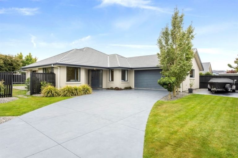 Photo of property in 18 Pewter Place, Northwood, Christchurch, 8051
