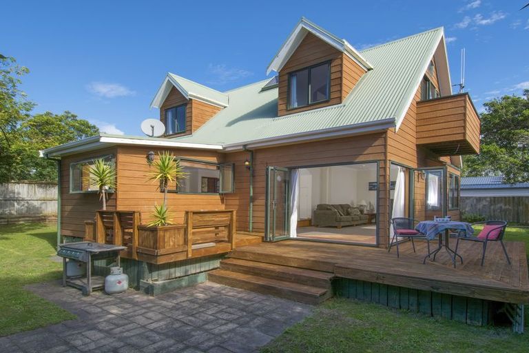 Photo of property in 16a Hartford Avenue, Papamoa Beach, Papamoa, 3118