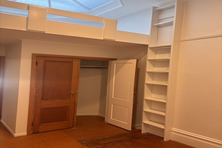 Photo of property in 39 Thompson Street, Mount Cook, Wellington, 6011