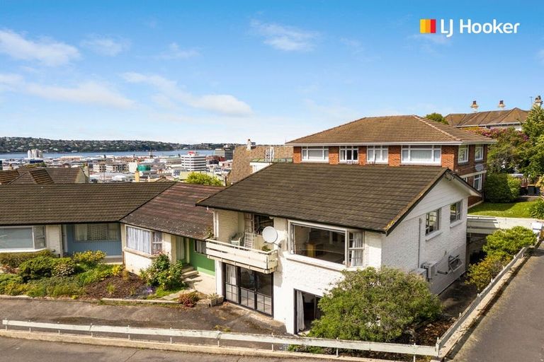 Photo of property in 7a Royal Terrace, Dunedin Central, Dunedin, 9016