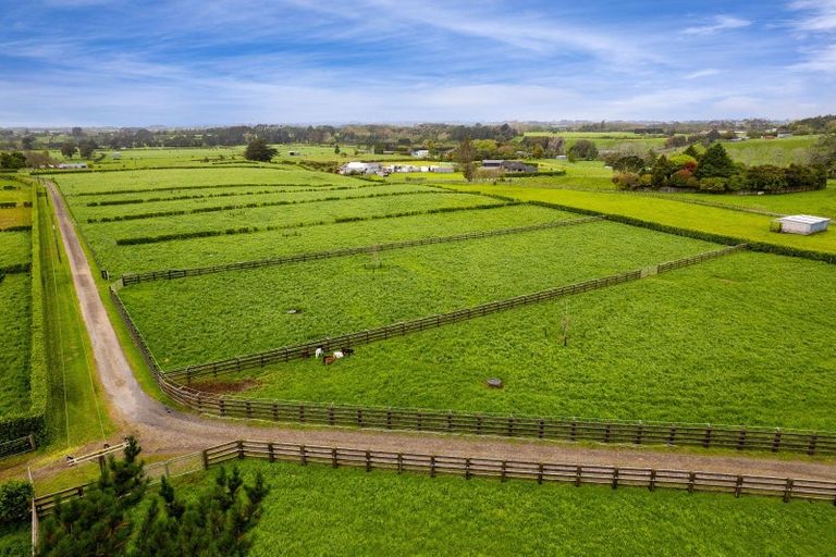 Photo of property in 312 Corbett Road, Paraite, New Plymouth, 4373