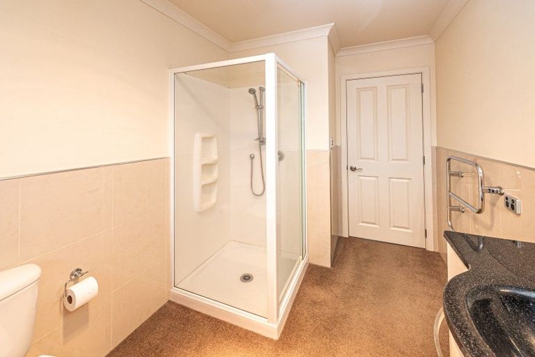 Photo of property in 1 Gilligan Close, College Estate, Whanganui, 4500