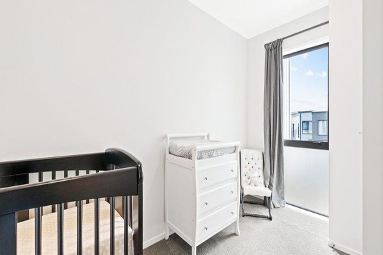 Photo of property in 50 Mapou Road, Hobsonville, Auckland, 0616