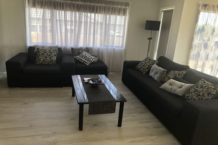 Photo of property in 7 Pae Moana Place, Stanmore Bay, Whangaparaoa, 0932