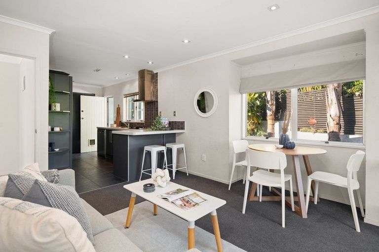 Photo of property in 8 Clyde Street, Mount Maunganui, 3116