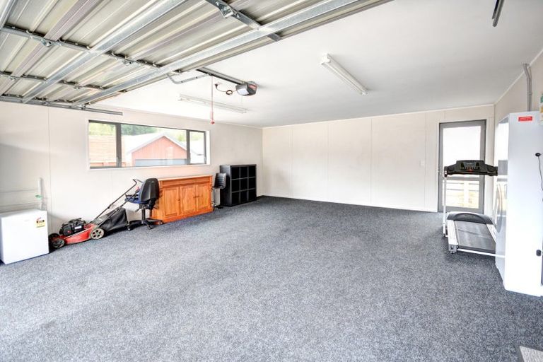 Photo of property in 6 Heasley Lane, Mosgiel, 9092