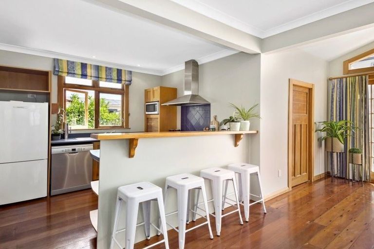 Photo of property in 27 Hardy Street, Waterloo, Lower Hutt, 5011