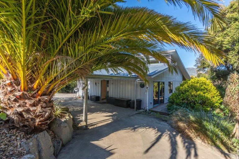 Photo of property in 210a Bells Road, Takamatua, Akaroa, 7581