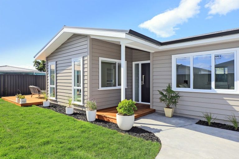 Photo of property in 100 King Street, Taradale, Napier, 4112