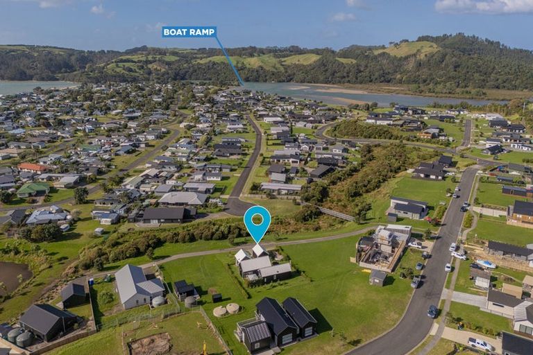 Photo of property in 5 Liberty Place, Cooks Beach, 3591