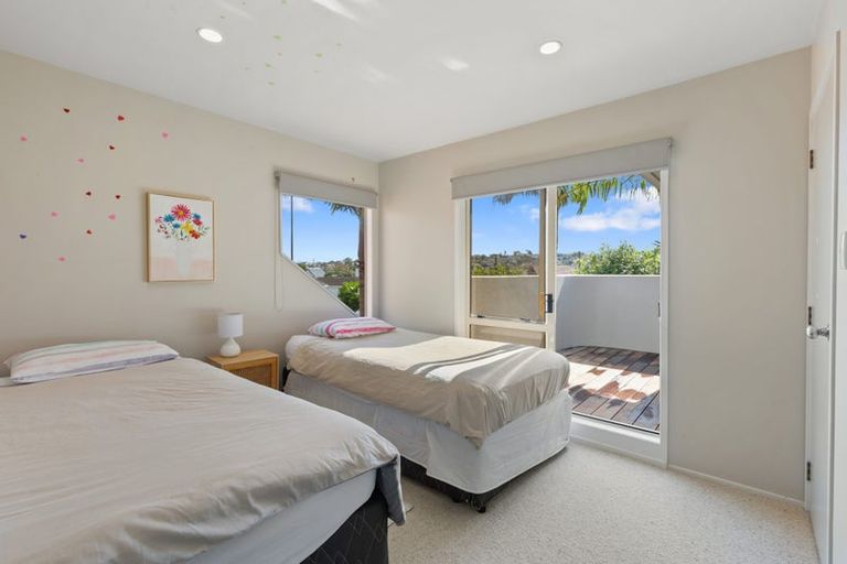 Photo of property in 1/8 Fenwick Avenue, Milford, Auckland, 0620