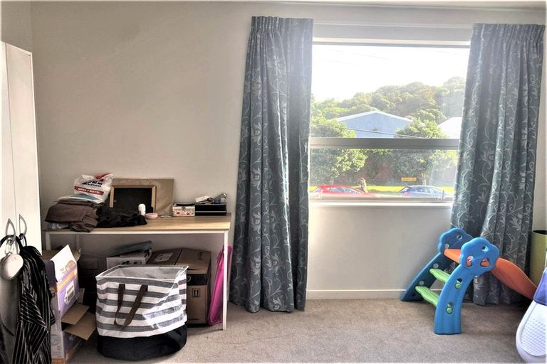 Photo of property in 15/2u Stone Street, Miramar, Wellington, 6022