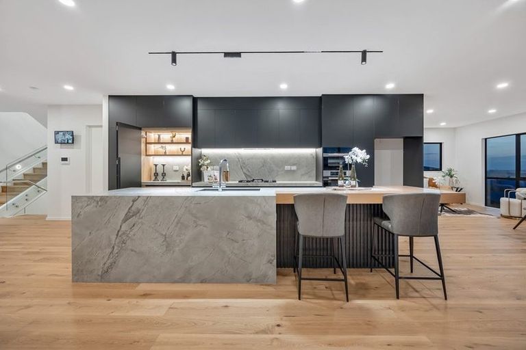 Photo of property in 9 Michael Richard Place, East Tamaki Heights, Auckland, 2016