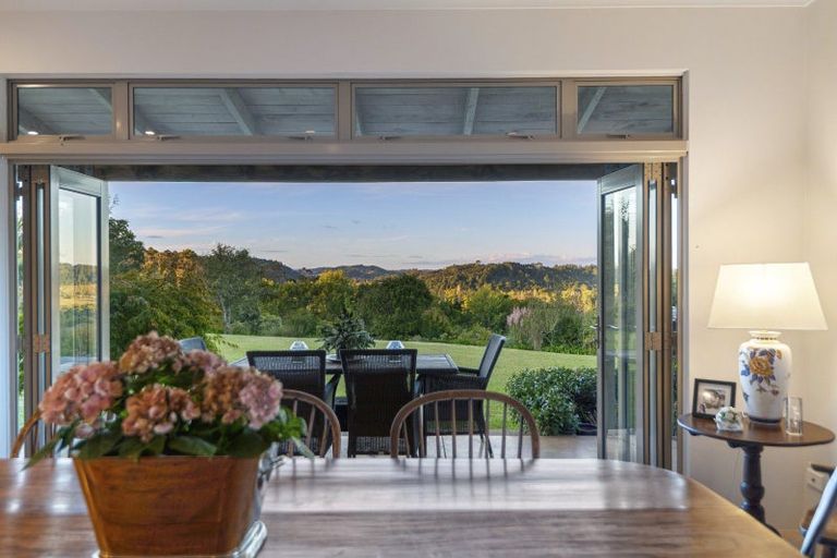 Photo of property in 122 Forestry Road, Waitoki, Kaukapakapa, 0871