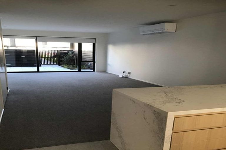 Photo of property in 11b Cuba Street, Petone, Lower Hutt, 5012