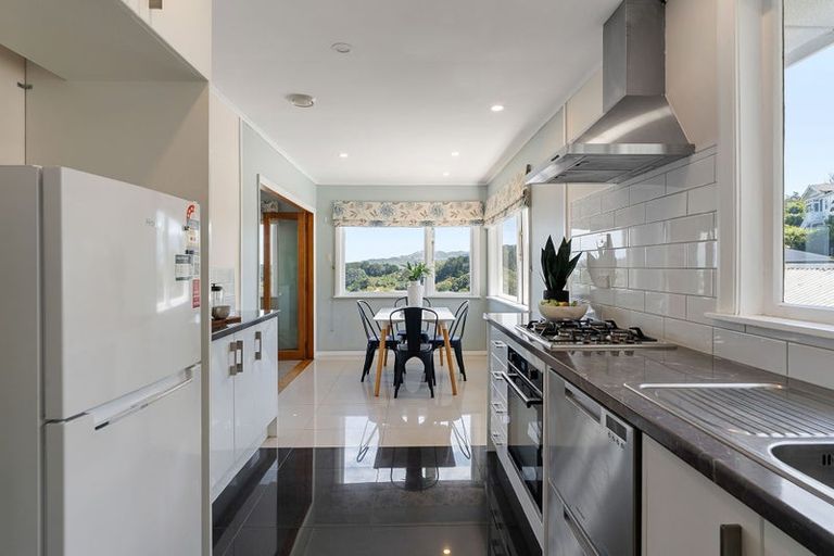 Photo of property in 100 Rakau Road, Hataitai, Wellington, 6021