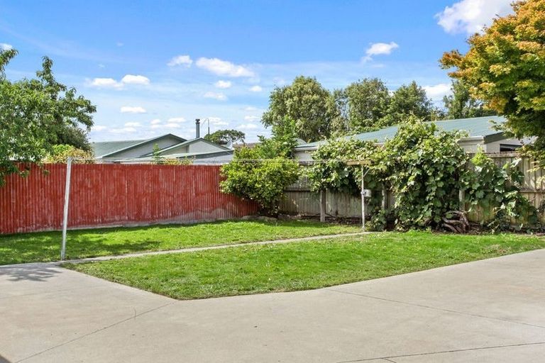 Photo of property in 204 Avonhead Road, Avonhead, Christchurch, 8042