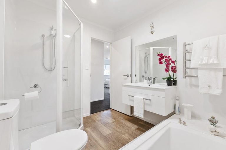 Photo of property in 63b Harris Street, Pukekohe, 2120