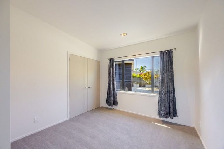 Photo of property in 80 Kent Terrace, Taradale, Napier, 4112