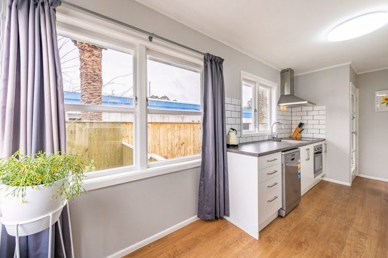 Photo of property in 39 Mountbatten Grove, Clouston Park, Upper Hutt, 5018