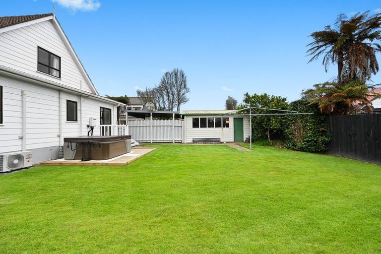 Photo of property in 120 Grey Street, Cambridge, 3434