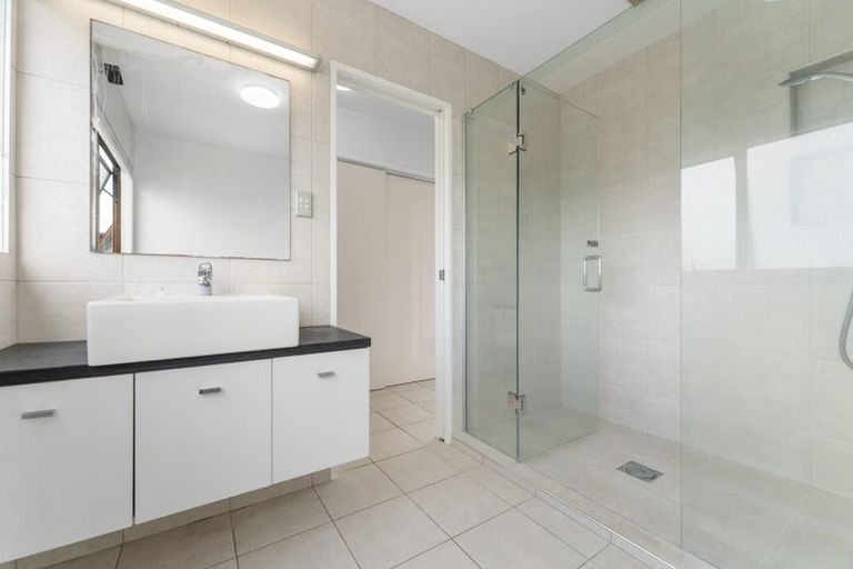 Photo of property in 63a/3 Norwood Road, Bayswater, Auckland, 0622