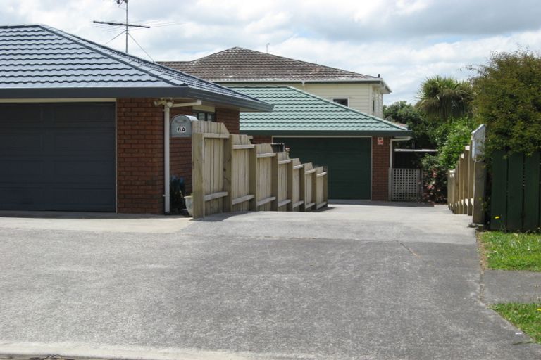Photo of property in 6a Oakwood Place, Pukekohe, 2120