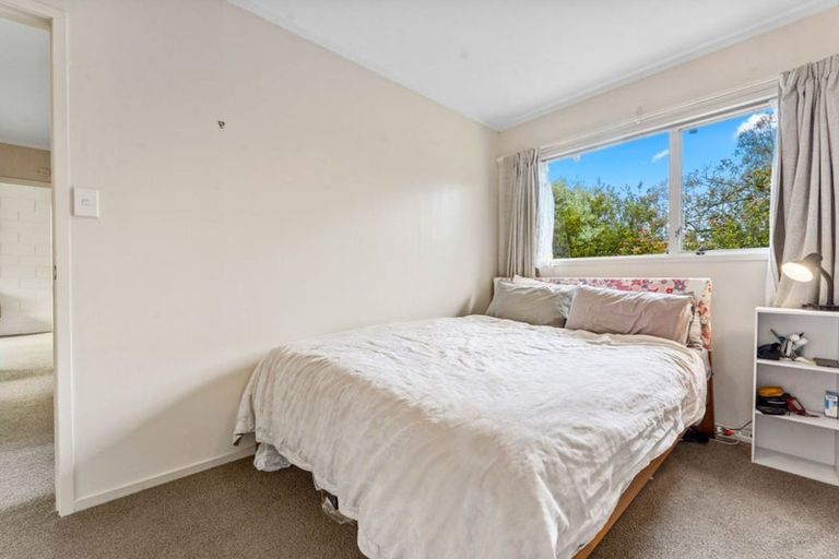 Photo of property in 1/1 Gatman Street, Birkdale, Auckland, 0626