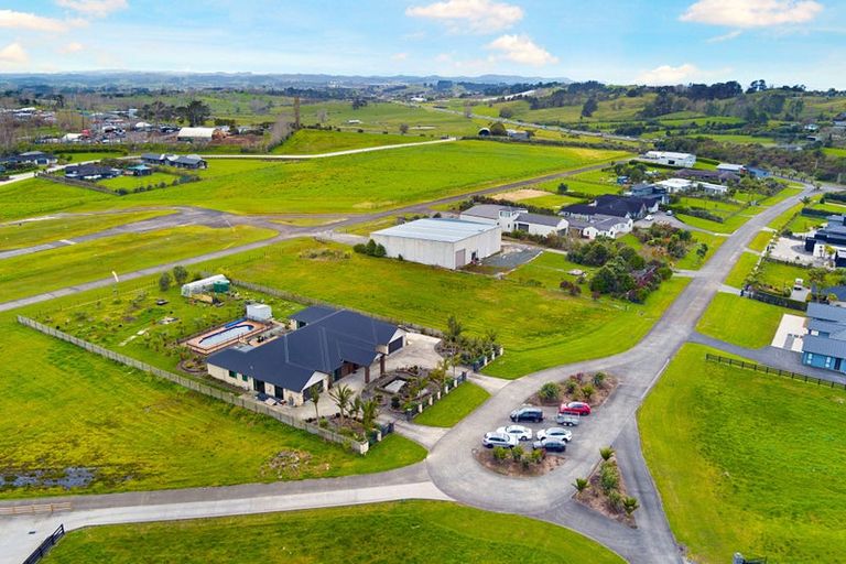 Photo of property in 32 Aileron Rise, Dairy Flat, Albany, 0794