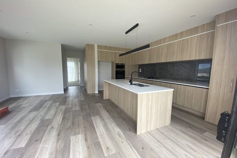Photo of property in 9 Gemscott Crescent, Huapai, Kumeu, 0810