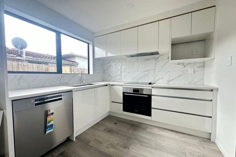 Photo of property in 3/30 Arnwood Street, Manurewa, Auckland, 2102