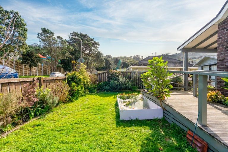 Photo of property in 50 Weka Street, Miramar, Wellington, 6022