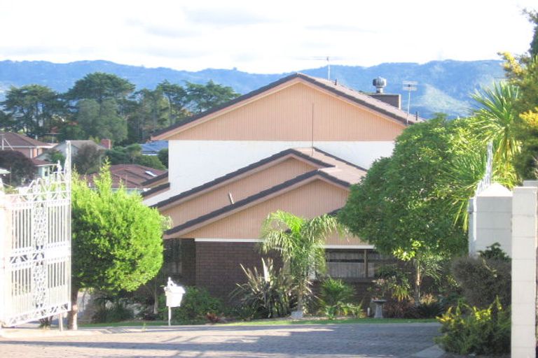 Photo of property in 15/248 Great North Road, Henderson, Auckland, 0612