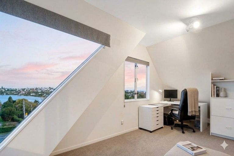 Photo of property in 21a Monyash Road, Manly, Whangaparaoa, 0930