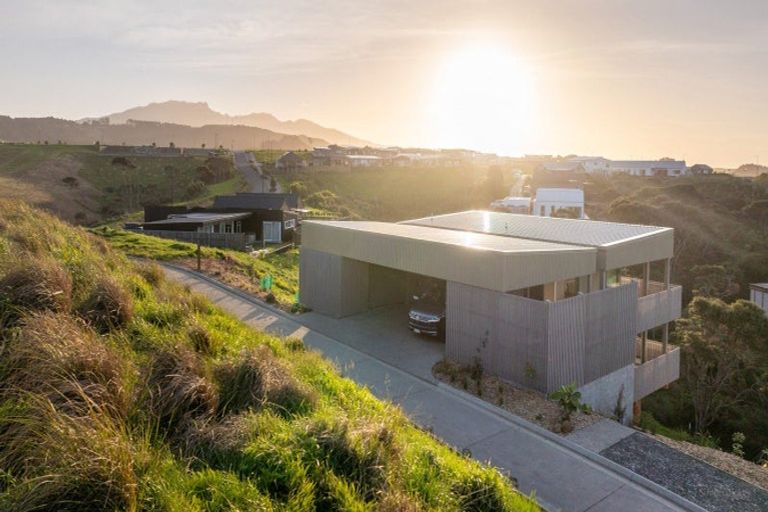 Photo of property in 25 Ruruhi Street, Raglan, 3225
